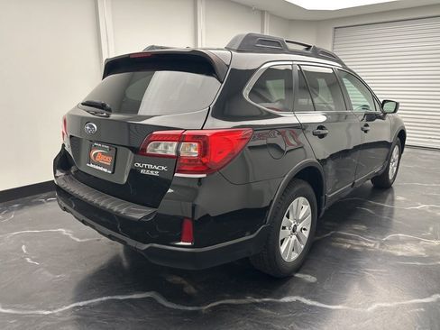 Used 2015 Subaru Outback 2.5i Premium AWD/4WD image 3