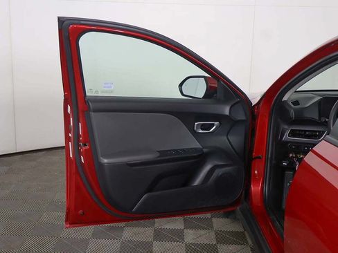 Used 2025 Kia K4 FWD image 16