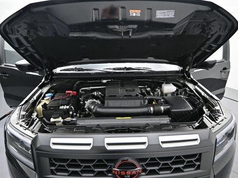 Used 2026 Nissan Frontier PRO-4X w/ Pro-4x Convenience Package AWD/4WD image 5