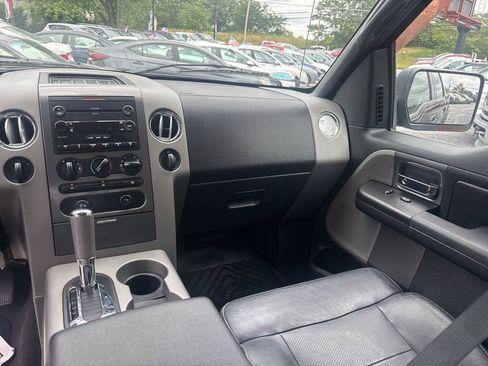 Used 2006 Ford F150 XLT AWD/4WD image 15
