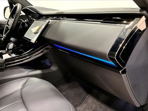 Used 2025 Land Rover Range Rover Sport Autobiography image 15