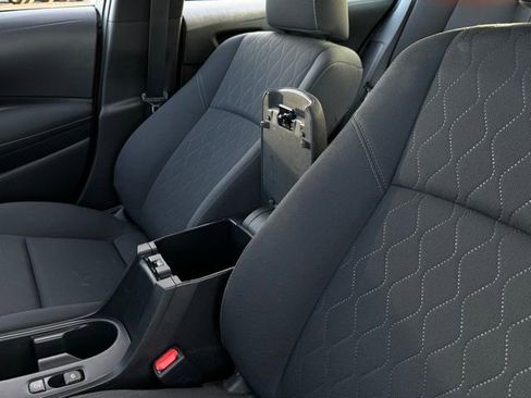 Used 2023 Toyota Corolla LE image 28