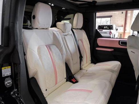 Used 2025 Ford Bronco Heritage Edition image 65