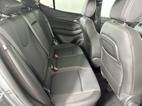 Used 2023 Buick Encore GX Select w/ Sport Touring Package AWD/4WD image 28