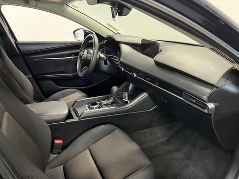 Used 2021 MAZDA MAZDA3 s FWD image 11
