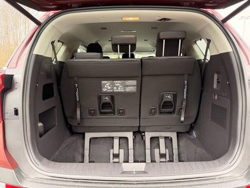 New 2026 Kia Carnival EX image 25