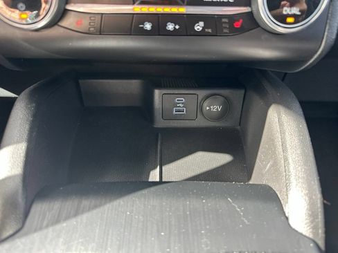 Used 2023 Ford Escape ST-Line AWD/4WD image 6