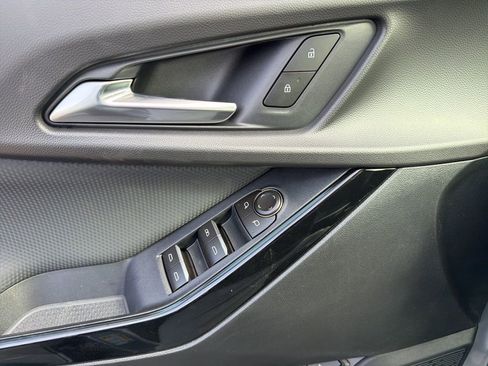 New 2026 Chevrolet Equinox RS FWD image 32