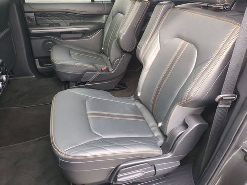 Used 2023 Ford Expedition Max Platinum AWD/4WD image 18