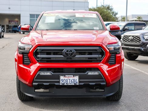 Certified 2024 Toyota Tacoma SR5 image 18