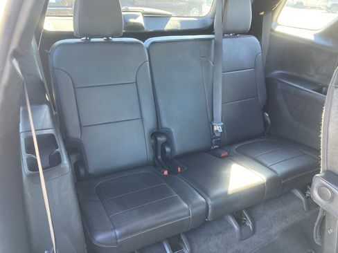 Used 2022 Chevrolet Traverse LT image 39