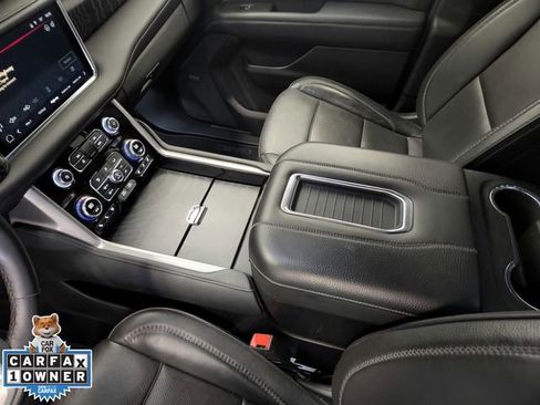 Used 2024 GMC Yukon XL Denali image 21