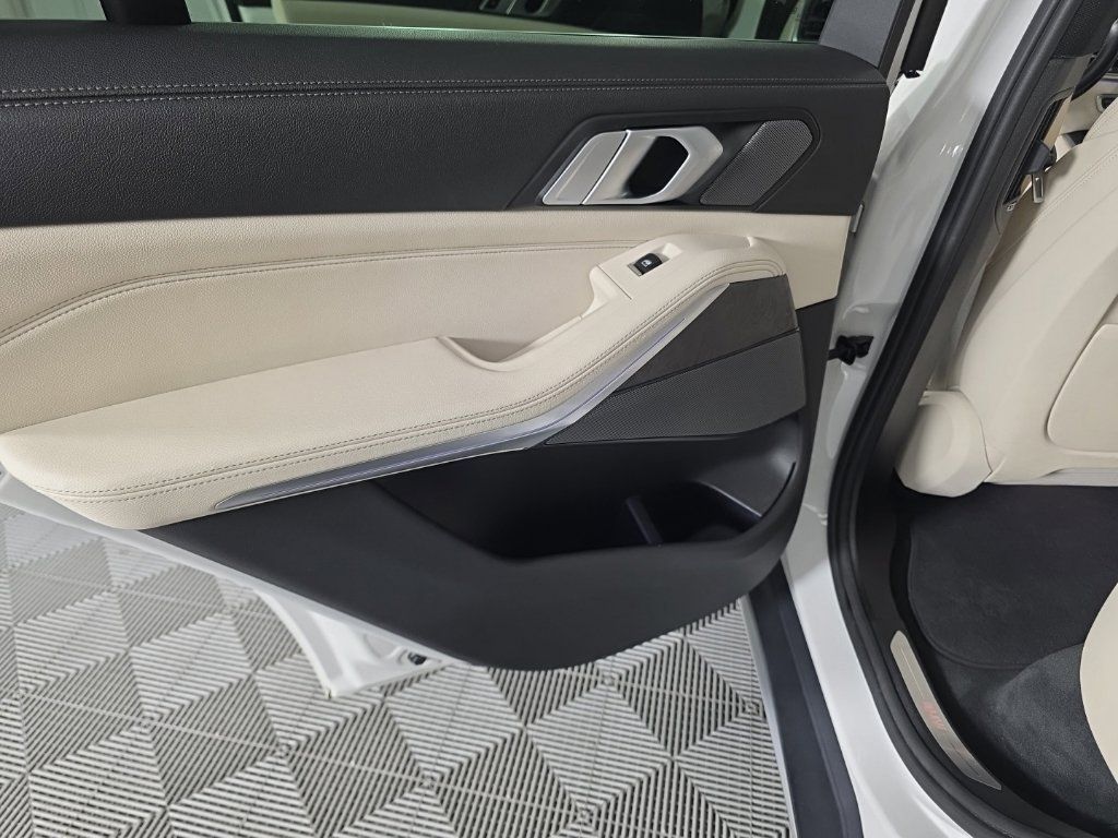 Used 2019 BMW X5 xDrive40i AWD/4WD image 27
