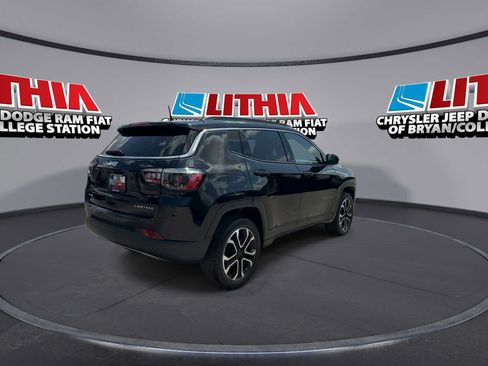 Used 2023 Jeep Compass Limited AWD/4WD image 8