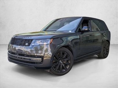 Used 2025 Land Rover Range Rover SE