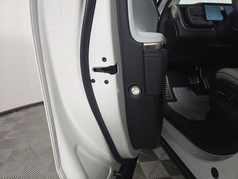 Used 2023 Rivian R1T Adventure image 30