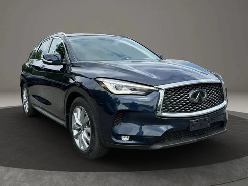 Used 2020 INFINITI QX50 Luxe w/ Navigation Package AWD/4WD image 3