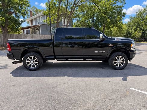 Used 2022 RAM 3500 Limited AWD/4WD image 4