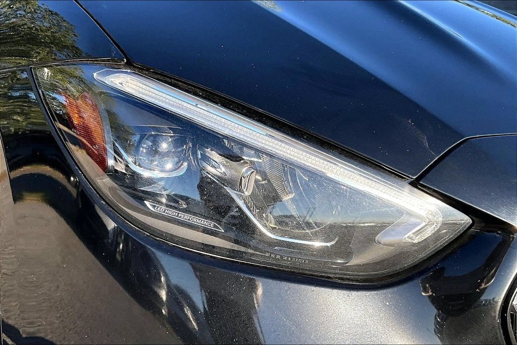 Used 2022 Mercedes-Benz C 300 Sedan image 39