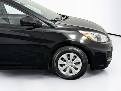 Used 2015 Hyundai Accent GLS FWD image 38