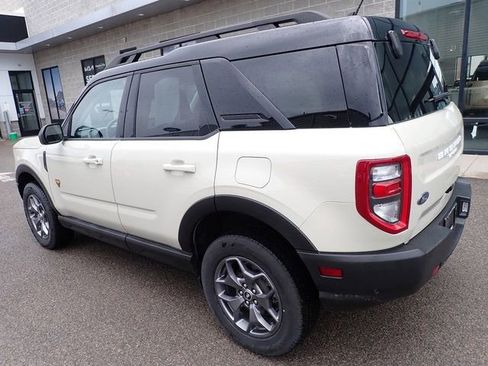Used 2024 Ford Bronco Sport Badlands w/ Premium Package AWD/4WD image 3