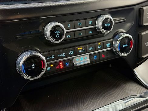 Used 2022 Ford F150 Platinum w/ Equipment Group 701A High image 19