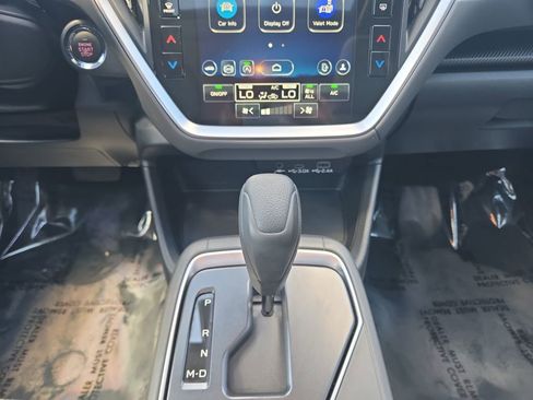 Certified 2024 Subaru Crosstrek 2.0i Premium AWD/4WD image 11