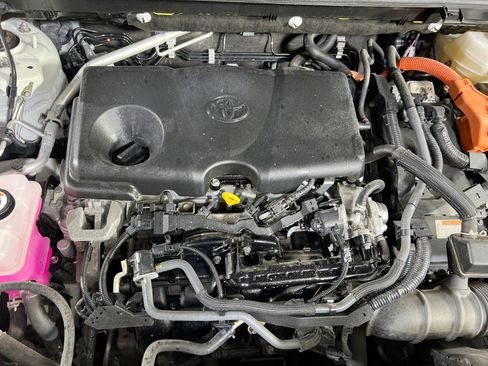 Used 2022 Toyota RAV4 Limited AWD/4WD image 29