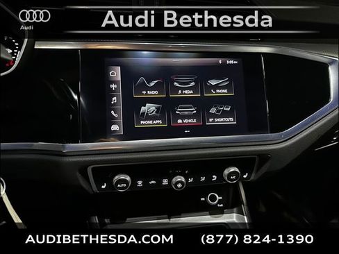 Used 2021 Audi Q3 2.0T Premium AWD/4WD image 18