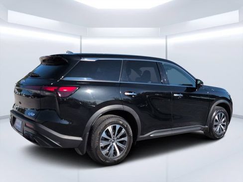 Used 2024 INFINITI QX60 Pure FWD image 3