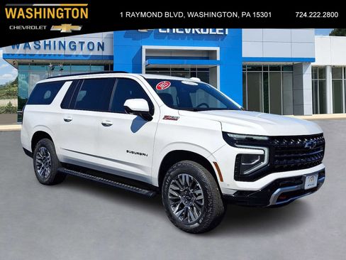 Used 2025 Chevrolet Suburban Z71 AWD/4WD image 1