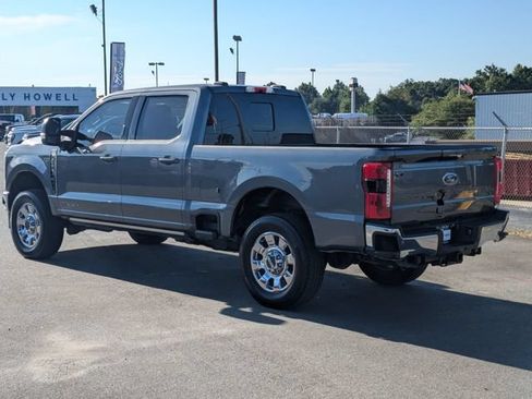 Certified 2024 Ford F250 Lariat w/ Lariat Ultimate Package AWD/4WD image 4