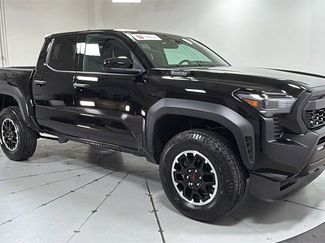 Certified 2025 Toyota Tacoma TRD Off-Road video 3