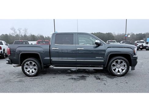 Used 2018 GMC Sierra 1500 Denali w/ Denali Ultimate Package image 4