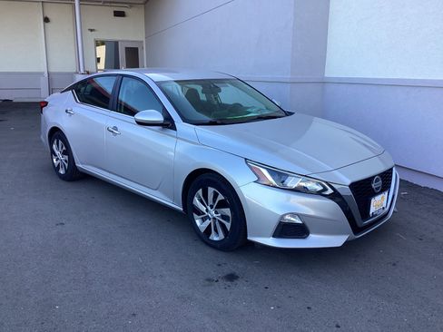 Used 2020 Nissan Altima 2.5 S image 24