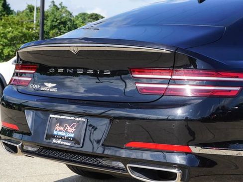 Used 2022 Genesis G80 2.5T w/ Advanced Package RWD image 5