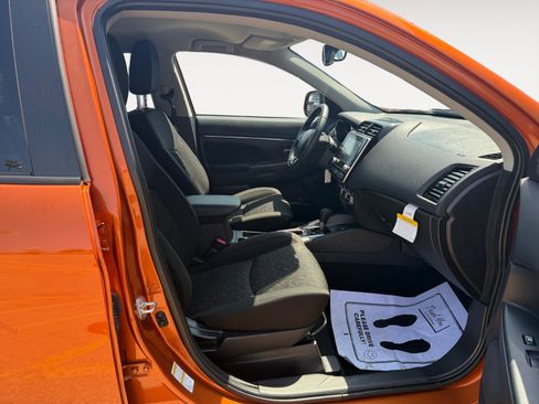 Used 2025 Mitsubishi Outlander Sport AWD image 15