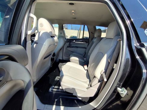 Used 2017 Buick Enclave Premium AWD/4WD image 36