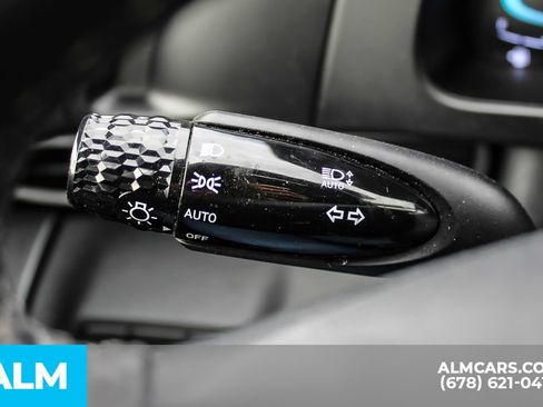 Used 2025 Hyundai Elantra Sport FWD image 24