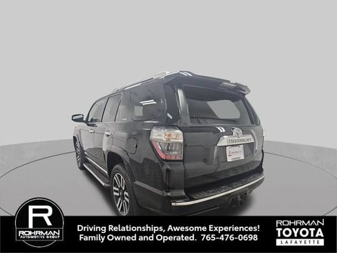 Used 2016 Toyota 4Runner SR5 AWD/4WD image 4