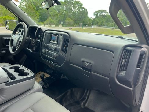 Used 2014 Chevrolet Silverado 1500 W/T AWD/4WD image 18