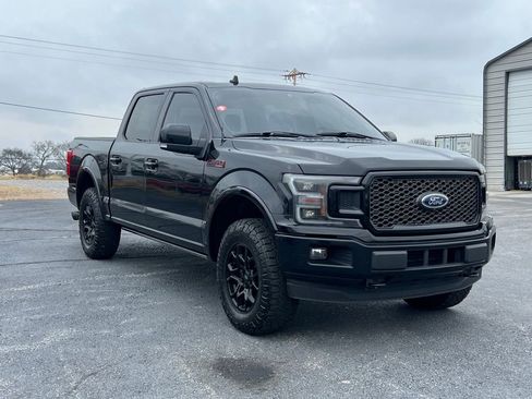 Used 2018 Ford F150 Lariat w/ Equipment Group 502A Luxury image 2