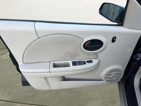 Used 2006 Saturn ION Level 2 w/ Preferred Pkg image 11