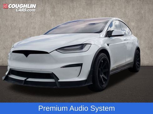 Used 2022 Tesla Model X image 4
