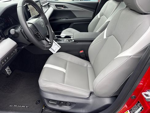 New 2026 Toyota Camry SE FWD image 20