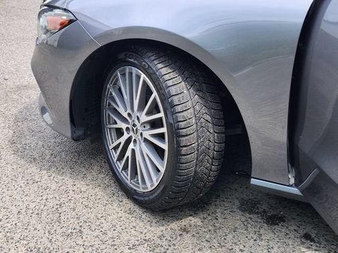 Used 2022 Mercedes-Benz CLA 250 4MATIC image 32