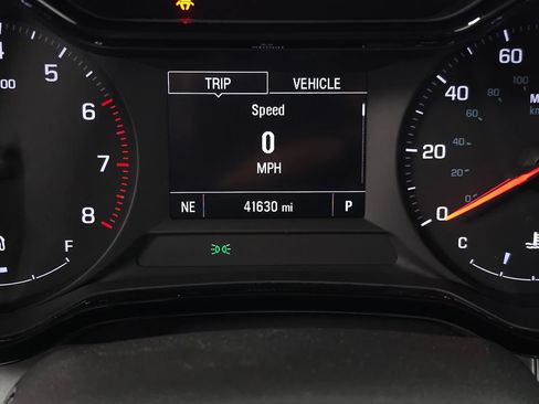 Used 2024 Chevrolet Trax LS w/ LS Convenience Package FWD image 21