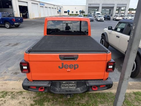 Used 2020 Jeep Gladiator Rubicon AWD/4WD image 4