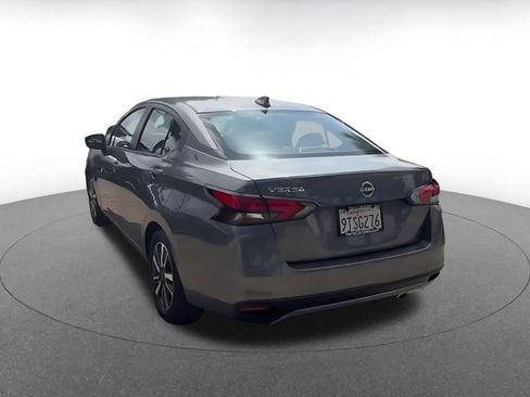 Used 2025 Nissan Versa SV FWD image 10