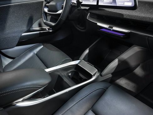 Used 2023 Lucid Air Pure image 25